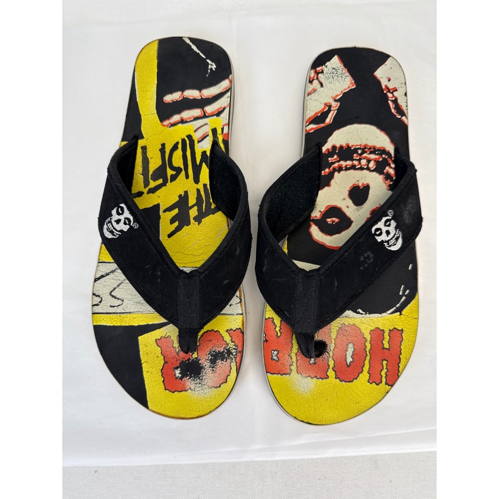 The Misfits Flip Flops Mens 12.5 - 13 Black Yellow Horror Business Punk Skull